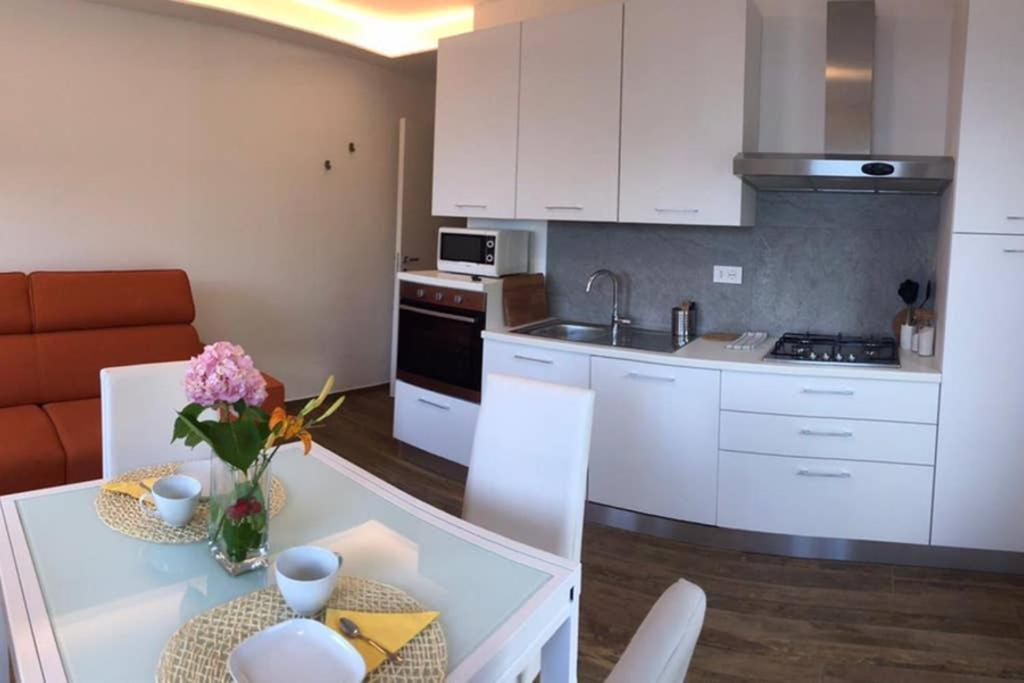 Wind Rose Apartments 2 Torbole Sul Garda Εξωτερικό φωτογραφία